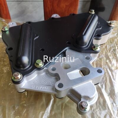 4133Y042 Bộ phận động cơ Perkins Lắp ráp bộ tản nhiệt / làm mát dầu cho C7.1 C6.6